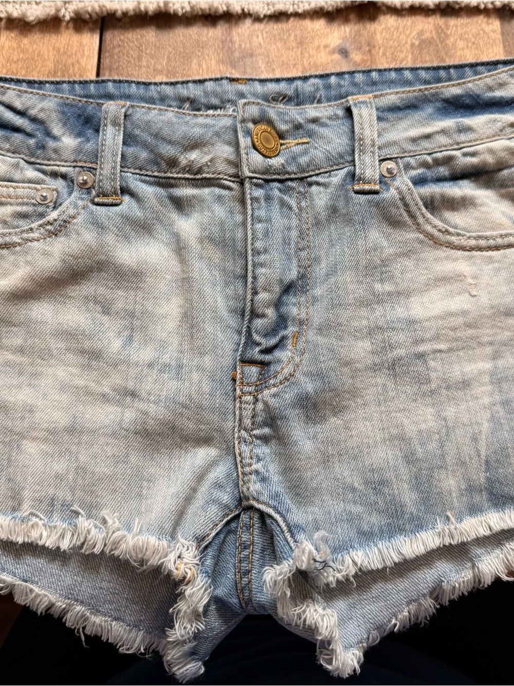 American Eagle Outfitters Light Blue Frayed Hem Denim Shorts